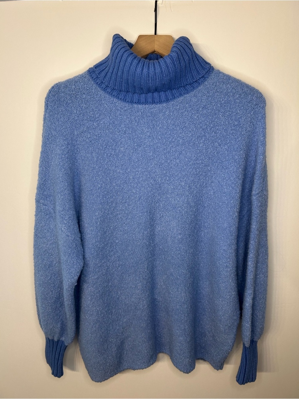 OFFLINE By Aerie Women’s Periwinkle Blue Natural Chillside Boucle Sweater, XS